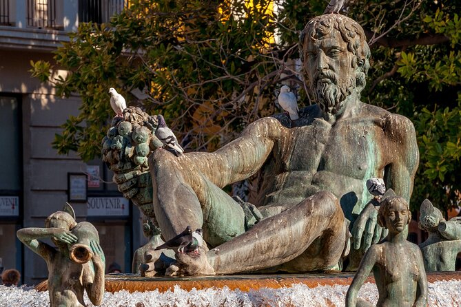 The Essentials of Valencia in a Guided Tour - Why this 90-minute Valencia loop is smart planning