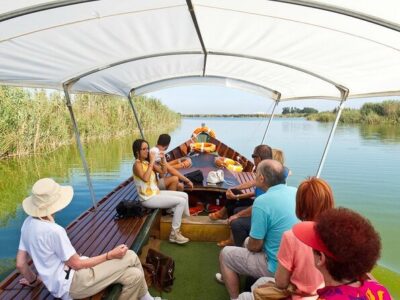 The Original Albufera Tour: Barraca, Boat Ride & Local Guide