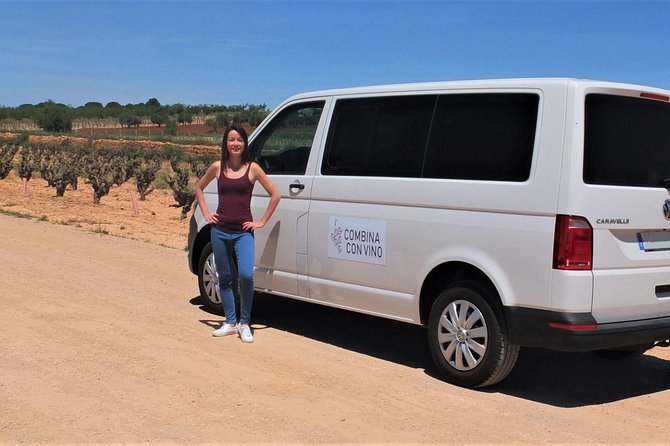 Two wineries tour with wine tasting - Winery Stop 1: How a Utiel-Requena estate turns grapes into a first tasting