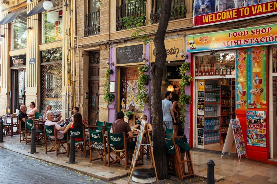 Valencia: 1.5-Hour Private Kick-Start Tour with a Local - Stories You Will Actually Use: Roman Walls and Street-Level Curiosities