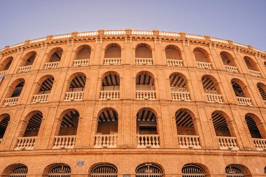 Valencia 1 hour by TukTuki: Essential and Private Tour - Starting in Ciutat Vella: The Move That Gets You Oriented