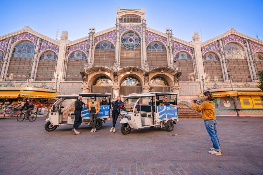 Valencia 1 hour by TukTuki: Essential and Private Tour - The Real Value of a $35 Per Person Private Ride