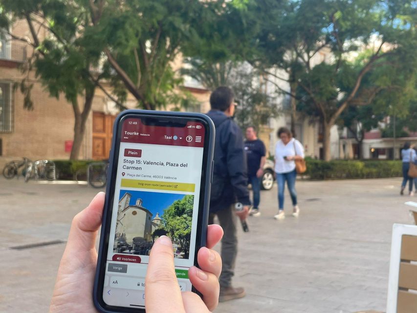 Valencia: 2-in-1 Biking and Walking Audio-Guided Route - Russafa, the port area, and Cabanyal, why the middle of the ride matters