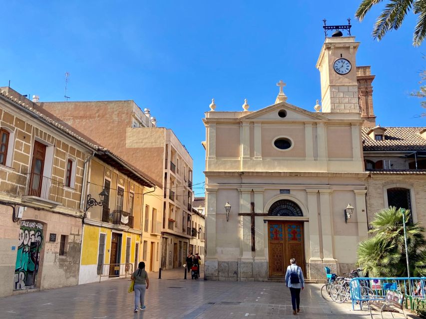 Valencia: 2-in-1 Biking and Walking Audio-Guided Route - Benimaclet and the coast: Las Arenas, Malvarrosa, and Patacona
