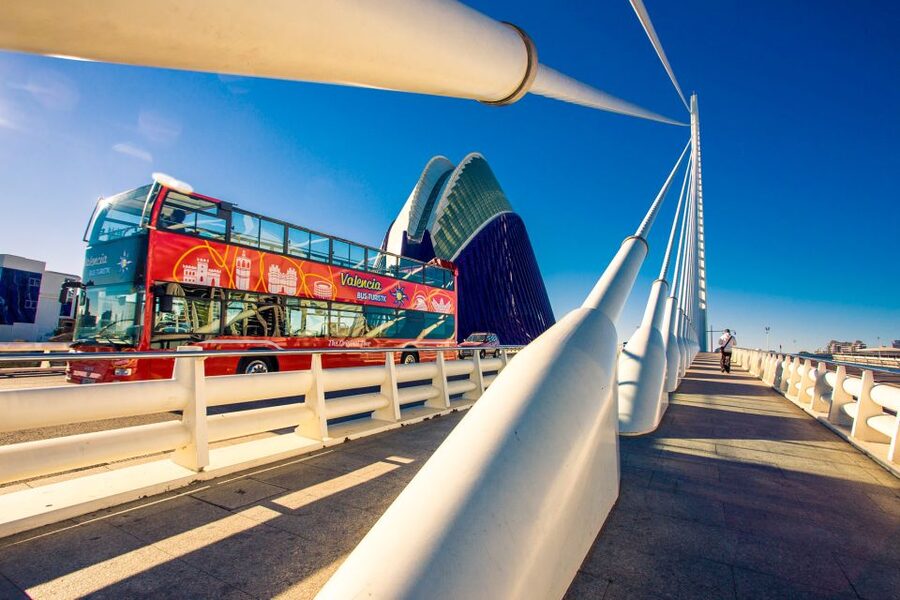 Valencia: 24 or 48-Hour Hop-on Hop-off Bus Ticket - Seat Choice, Comfort, and What to Do When Things Go Wrong