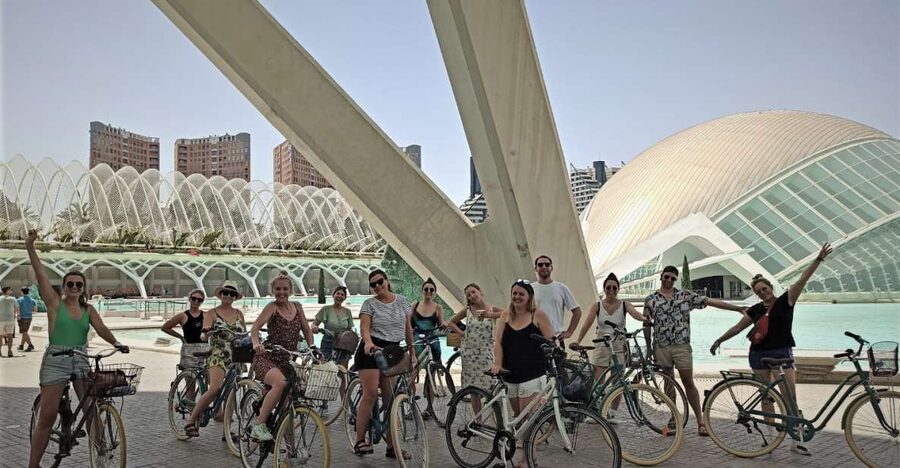 Valencia: 3-Hour Guided City Sightseeing & Beaches Bike Tour - The Historic Center Stroll You Actually Benefit From