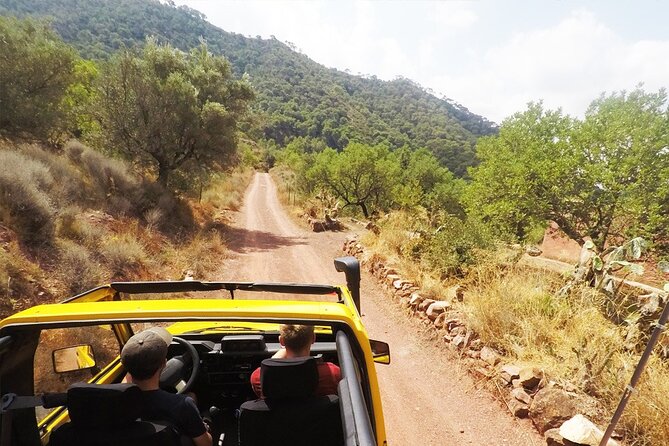 Valencia: ADVENTURE 4X4 JEEP Tour - Historic Park Moments, Picnic Snack, and the Arabic Tower Hike