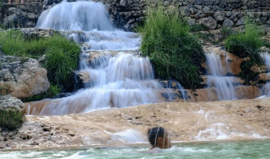 Valencia: Anna Alhambra and 3 Waterfalls Guided Tour - A private half-day vibe that reaches beyond Valencia’s city center
