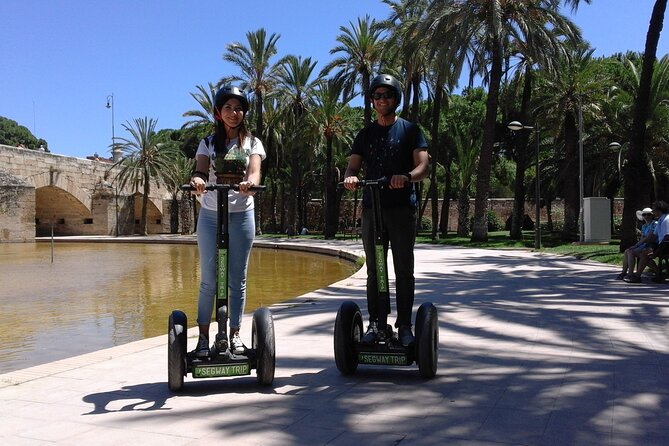 Valencia Arts and Nature Segway Tour 2hs - Small group size and guide style that keep you comfortable