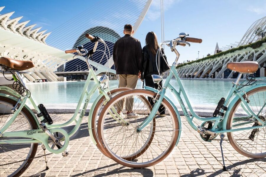 Valencia: Audioguide eng,esp,ita + Bike All Day - Timing: Choosing between a full loop and a shorter day