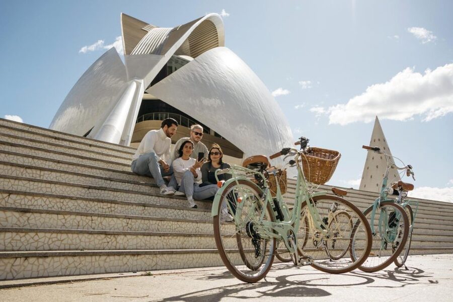 Valencia: Audioguide eng,esp,ita + Bike All Day - What You Actually Get at Flight Mode Valencia (Calle Quart 61)