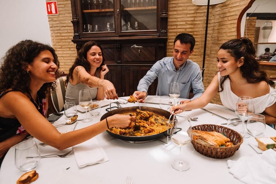 Valencia: Authentic Food Tour with Paella Valenciana - Key things to know before you go