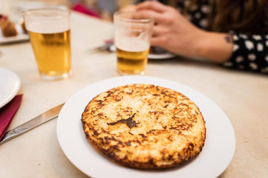 Valencia: Authentic Tapas & Drinks with a Local - Drinks Like Agua de Valencia, Horchata, and Fartons