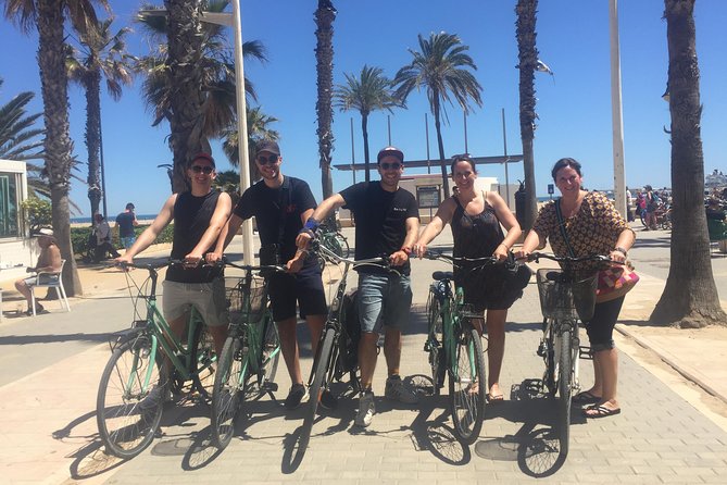 Valencia Bike Tour from the City to the Beach, plus Bike Guy App! - Plaza de la Reina and the Horchata Moment