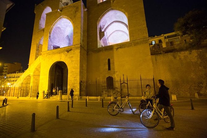 Valencia By Night Bike Tour - Barrio del Carmen at Night, Old Streets Without the Daytime Pressure