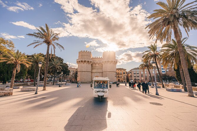 Valencia by Tuk Tuk i: Private tour 1 or 2 hours explore the city - Timing, Price, and Booking Strategy That Actually Helps