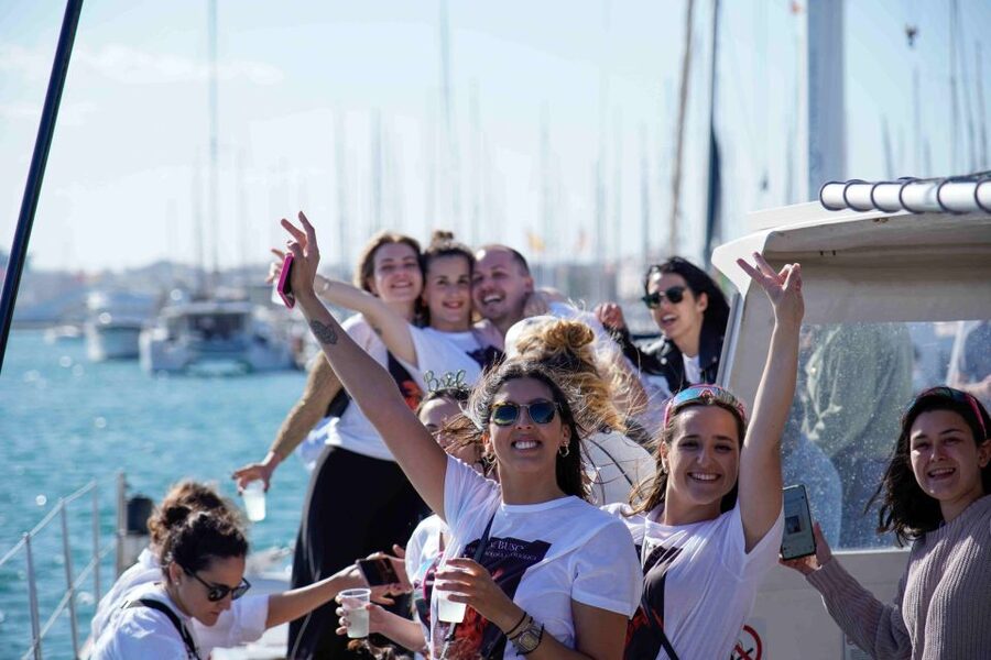 Valencia: Catamaran Party Boat - Key things I’d plan around