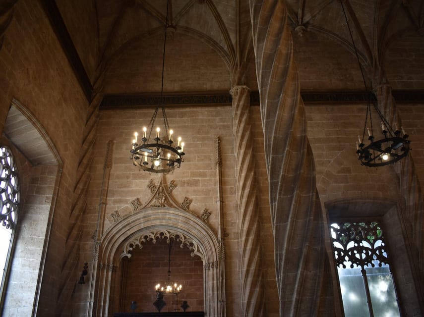 Valencia: Cathedral, St Nicholas, and Lonja de la Seda Tour - Who This Valencia Old Quarter Tour Fits Best