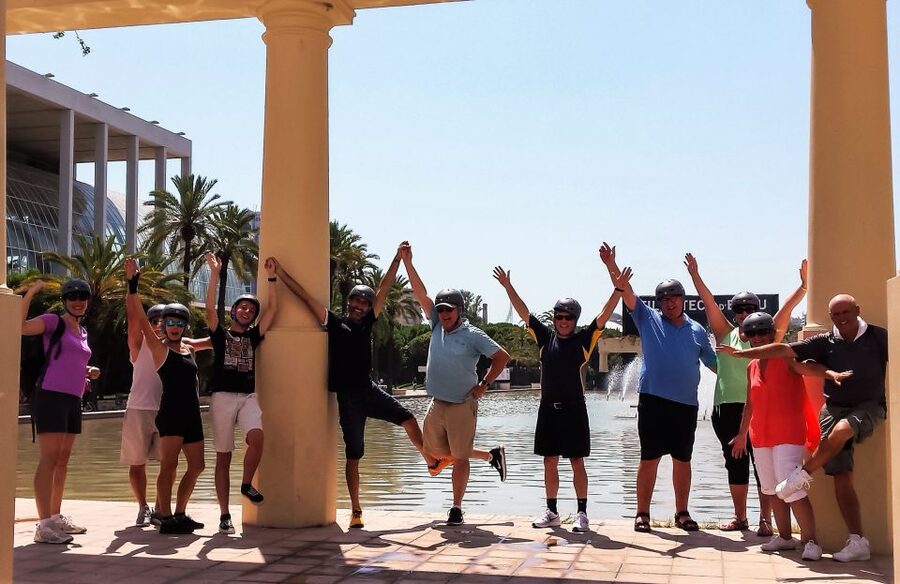 Valencia: City Highlights Guided Bike Tour - Torres de Serranos and the feeling of stepping into old Valencia