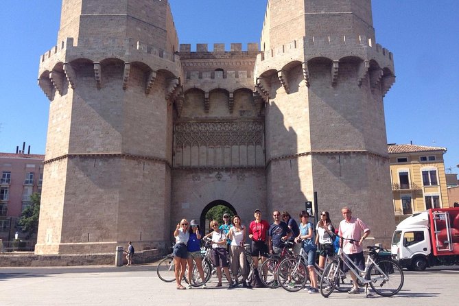 Valencia City Sights Bike Tour - Start point and timing, so you do not lose momentum