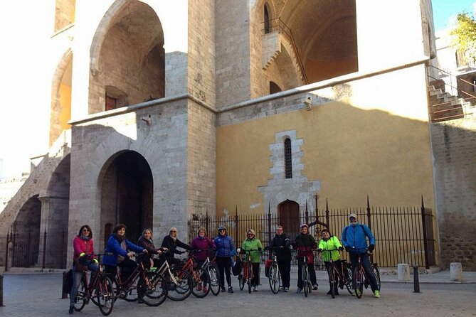 Valencia City Sights Bike Tour - What makes the guide experience feel worth it