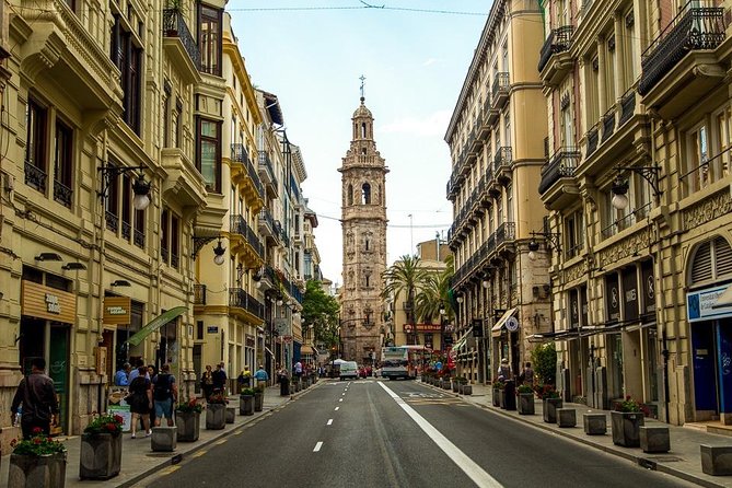Valencia Complete Full Private Day with Hotel Pick up - Mercat Central de Valencia: where food time becomes part of the tour