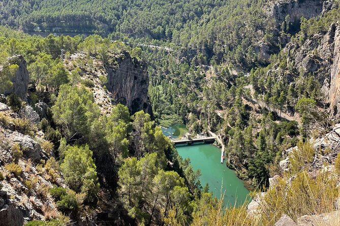 Valencia Day Trip with Swimming and Hiking in Montanejos - Group size and guide quality: the stuff that changes your day