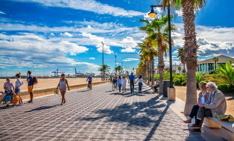 Valencia: E-bike Tour, Beaches, & City of Arts and Sciences - Your ride plan: the coastline and landmarks in one loop