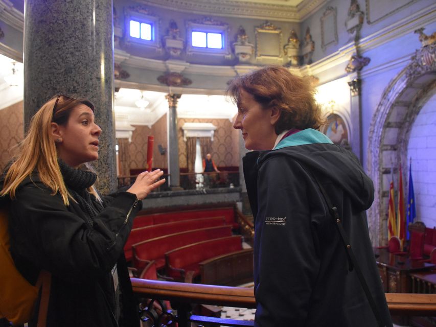 Valencia: Essentials and World Heritages Sites Walking Tour - Lonja de la Seda inside, where trade and power overlap