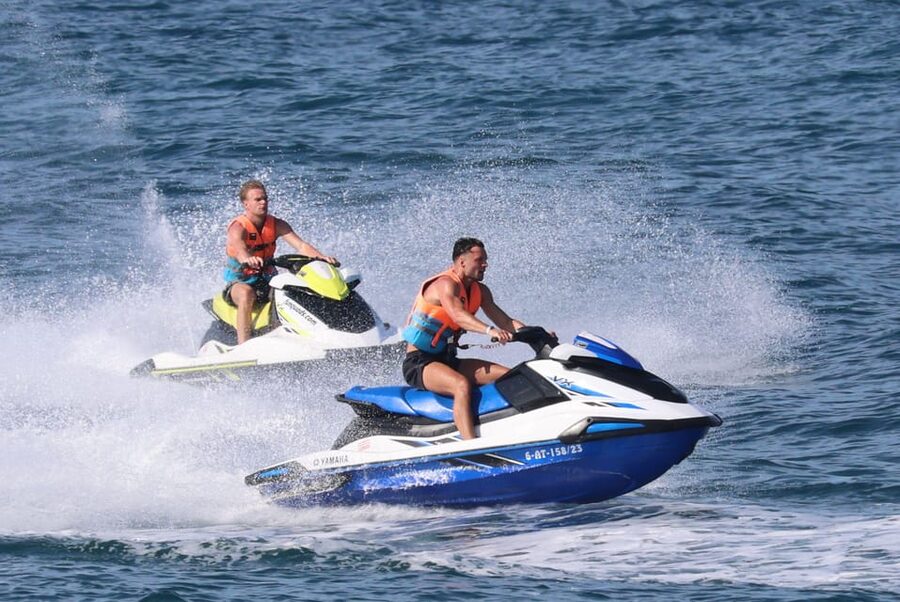 Valencia: Excursión en Moto de Agua + Paddle Surf - What to bring, and the rules that keep things simple
