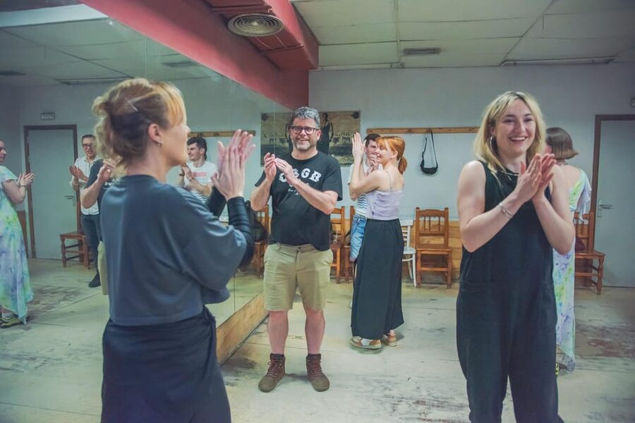 Valencia: Flamenco Class Experience - Inside the dance room: what you learn in 60 minutes