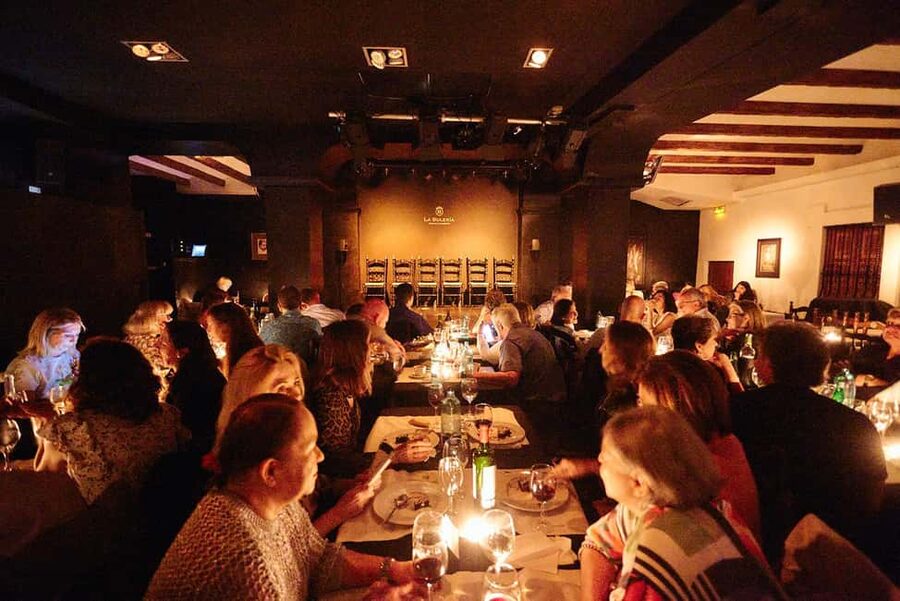 Valencia: Flamenco Show with Dinner at La Bulería - Service and Comfort: The Stuff That Makes Nights Go Smooth