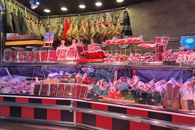 Valencia Food Tour: Tapas, Drinks and Delights with a Local - Plaça de la Reina: Horchata and Fartons, Plus the Evening Classic