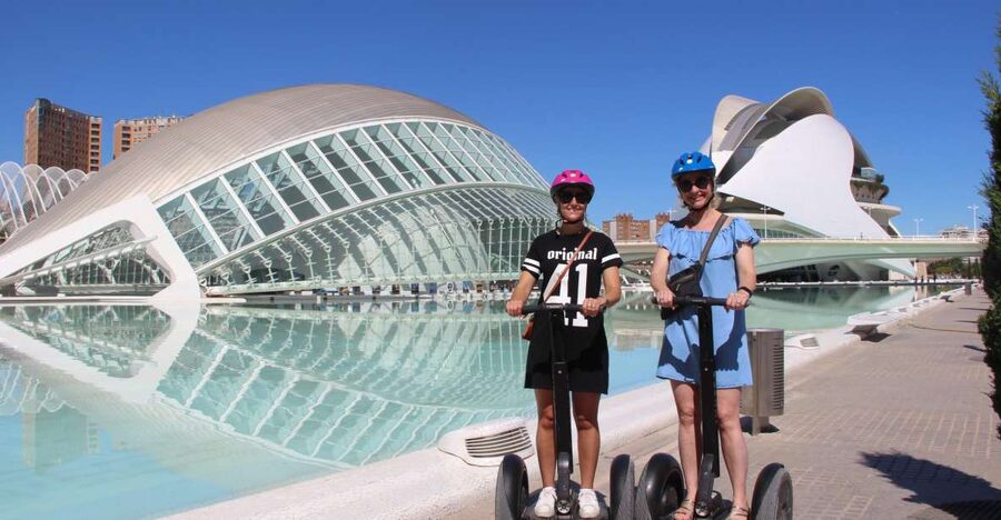 Valencia: Grand City Private Segway Tour - Turia Park on a Segway: 18 bridges and the city’s green spine