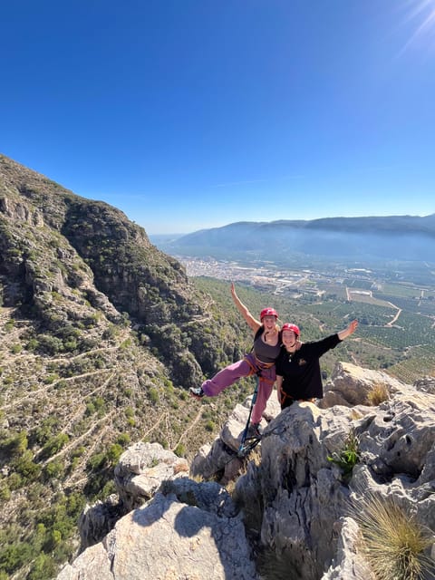 Valencia: Guided Via Ferrata Experience - The 3.5-hour circuit: hiking, bridges, and that pendulum move