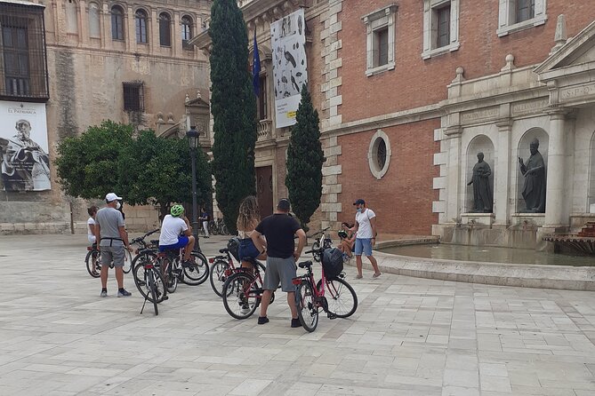 Valencia Highlights Bike Tour - Palacio de la Música: a big orchestral building moment