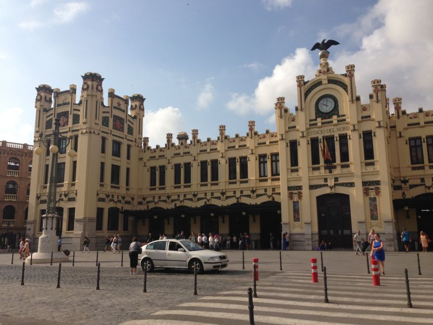 Valencia: Historical Walking Tour - Torres de Serranos to Plaza Redonda: starting at the city’s old entrance