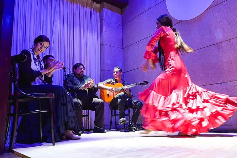 Valencia: La Linterna Flamenco Show - The flamenco styles you’ll likely hear: bulerías, soleás, alegrías