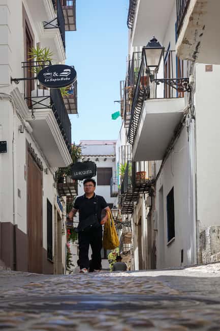 Valencia: Montanejos Hot Springs Tour + Salto De la Novia Waterfall - How the Guide Shapes the Day, and Why It Matters