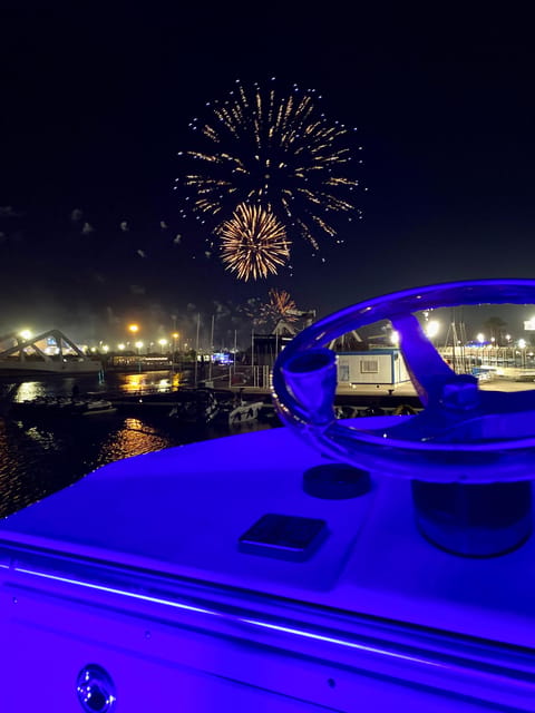 Valencia: Night Cruise with Free Drink - Meeting Wavepol at the Orange Office and Getting Onboard