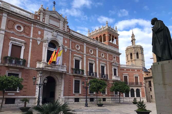 Valencia Old Town Private Tour by Bike or Electric Ride - Bike comfort, pacing, and what the 2 hours feels like