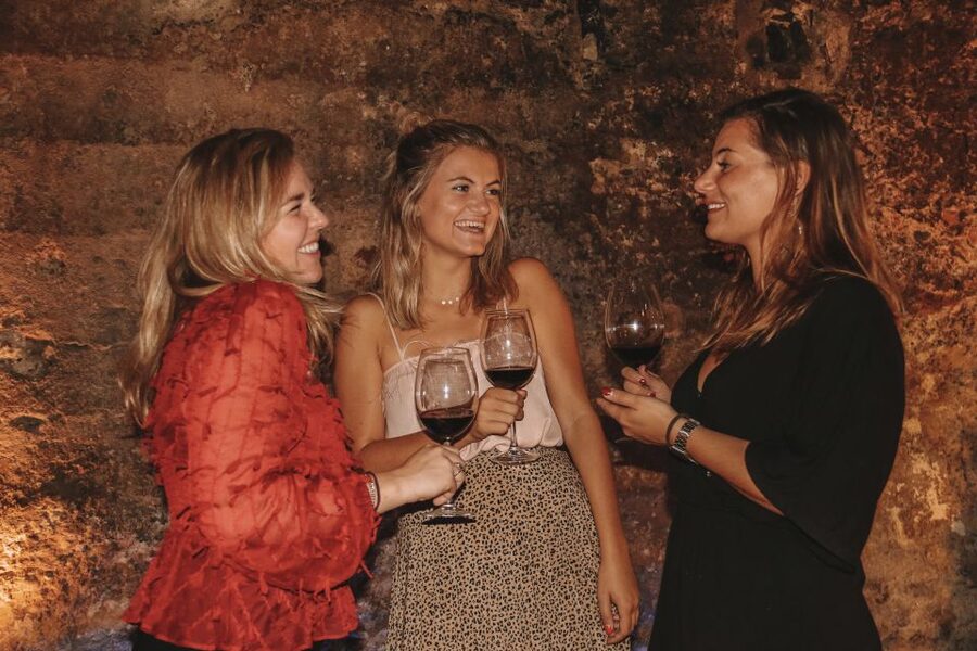 Valencia: Old Town Tour, Wine & Tapas in an 11th c. Monument - Wine Pairings That Get Explained, Course by Course