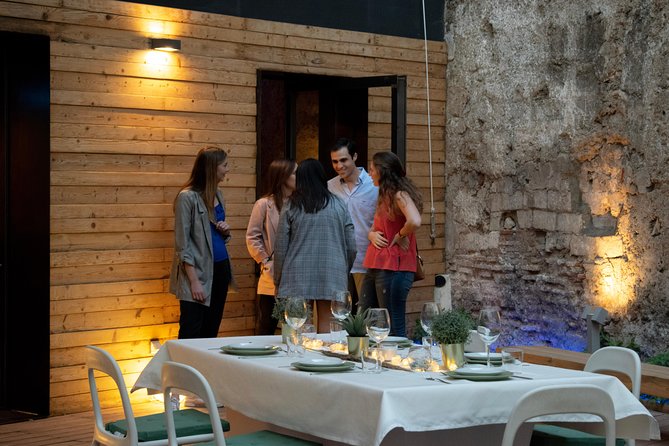 Valencia Old Town Tour with Wine & Tapas in 11th Century Historic Monument - Civil Gothic from 1238: The Style Check You’ll Be Glad You Know
