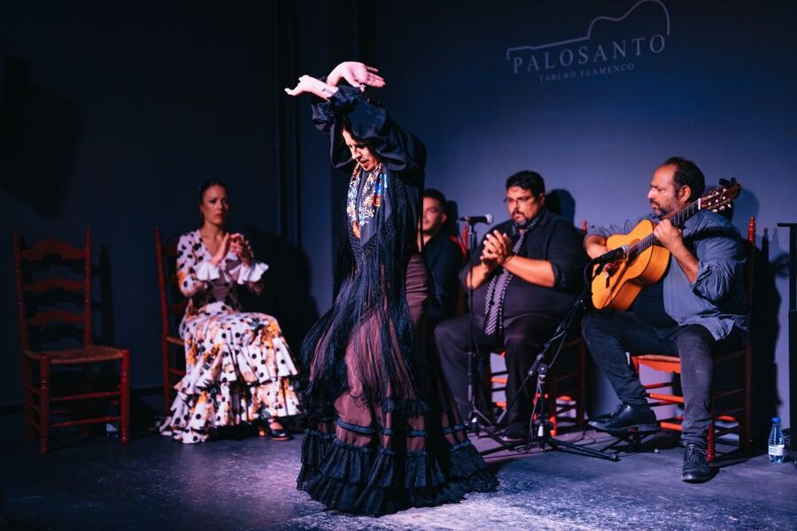 Valencia: Palosanto Flamenco Show Ticket - Seating Tips That Save Your Eyes (Front Rows vs. Balcony)