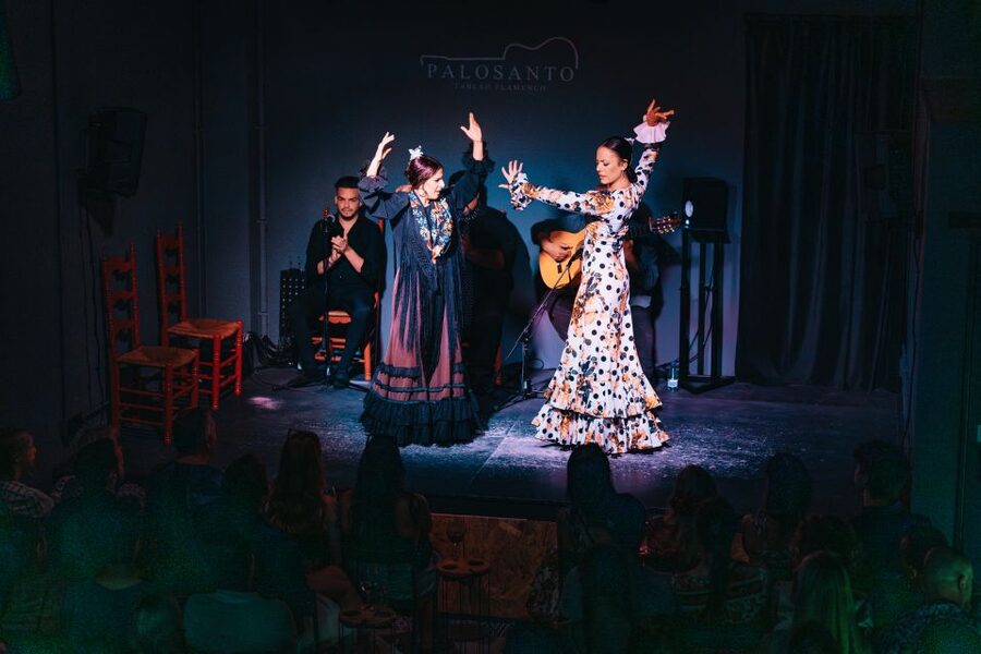 Valencia: Palosanto Flamenco Show Ticket - Before and After: Drinks, Snacks, and Turning It Into an Easy Night