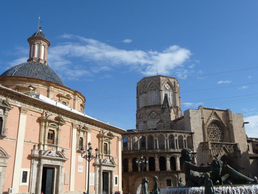 Valencia: Private 4-Hour Walking Tour of the Old Town - El Carmen Streets, and How 2,000 Years Shows Up in Plain Sight