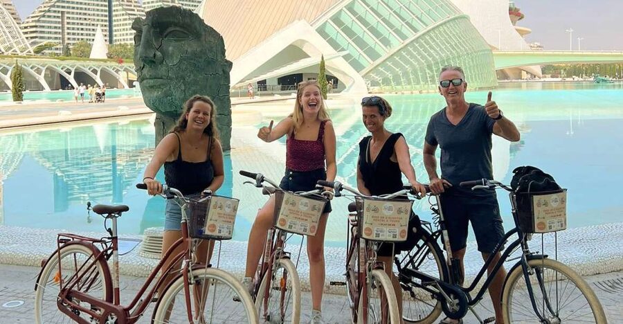Valencia: Private City Tour on Bike,E-Bike&E-Scooter - Key Things That Make This Valencia Bike Tour Worth Your Time