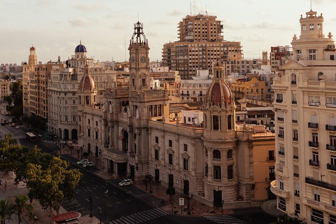 Valencia PRIVATE Highlights & Hidden Gems Tour with a Local - Who should book this Valencia private tour