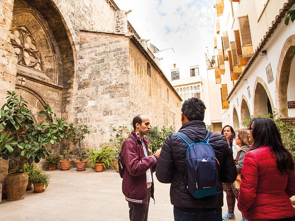Valencia: Private Tailored Tour - A private, tailored Valencia route in 2 hours