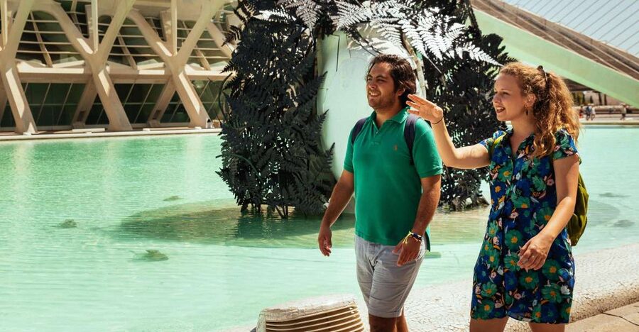Valencia: Private Tour w/ Locals – Highlights & Hidden Gems - Key things to know before you go